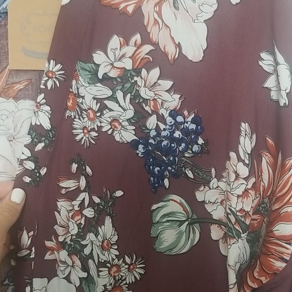 Kimonos - Picture 2 of 3